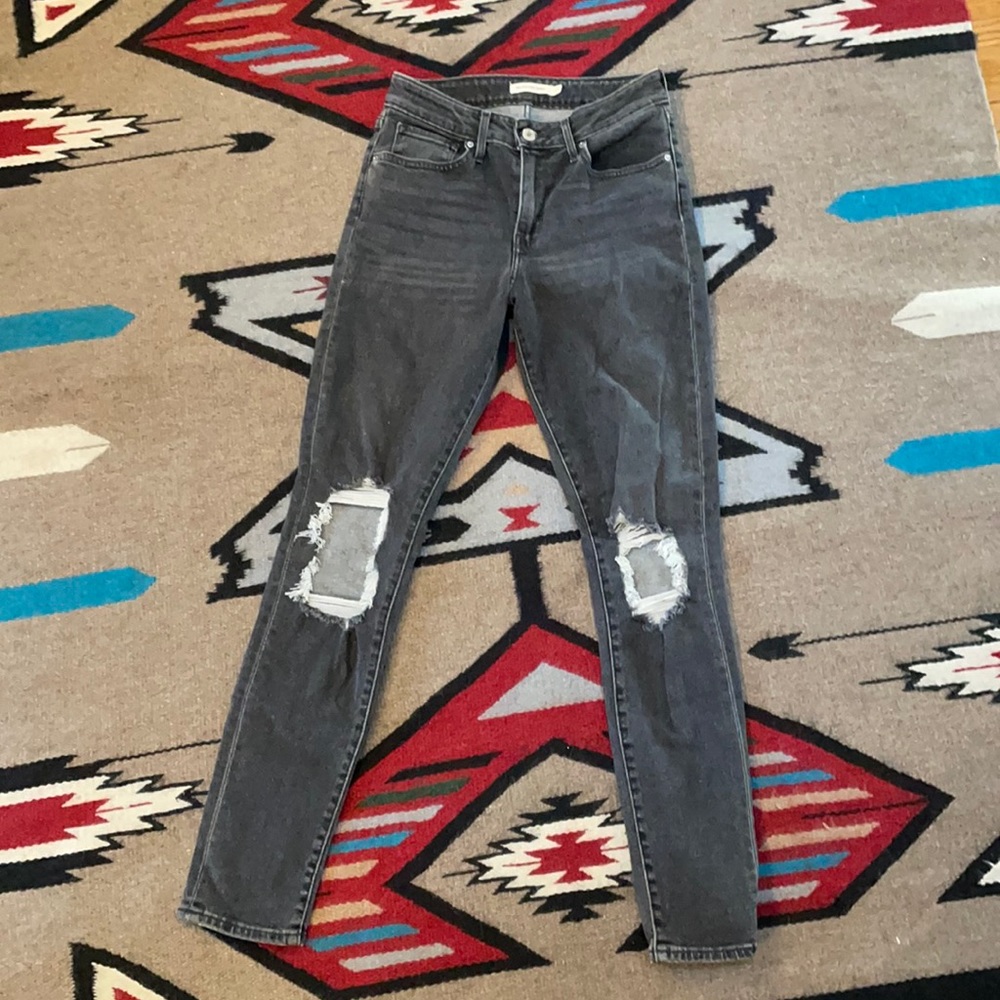 Levi’s 721 high rise skinny, size 27